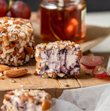 Load image into Gallery viewer, Almond and Berries Cheese